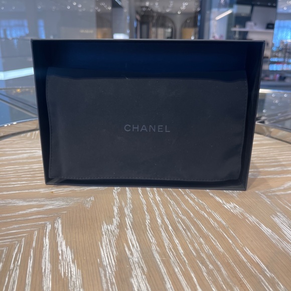 CHANEL BAG - PINK - Spring 2023 - Bag/Wallet - Great Condition - Picture 12 of 12